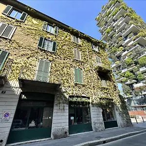 The Mundial - Bosco Verticale View , Milan Italy
